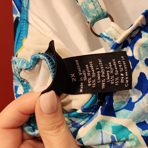 Bathing suit top - Picture 5 of 6